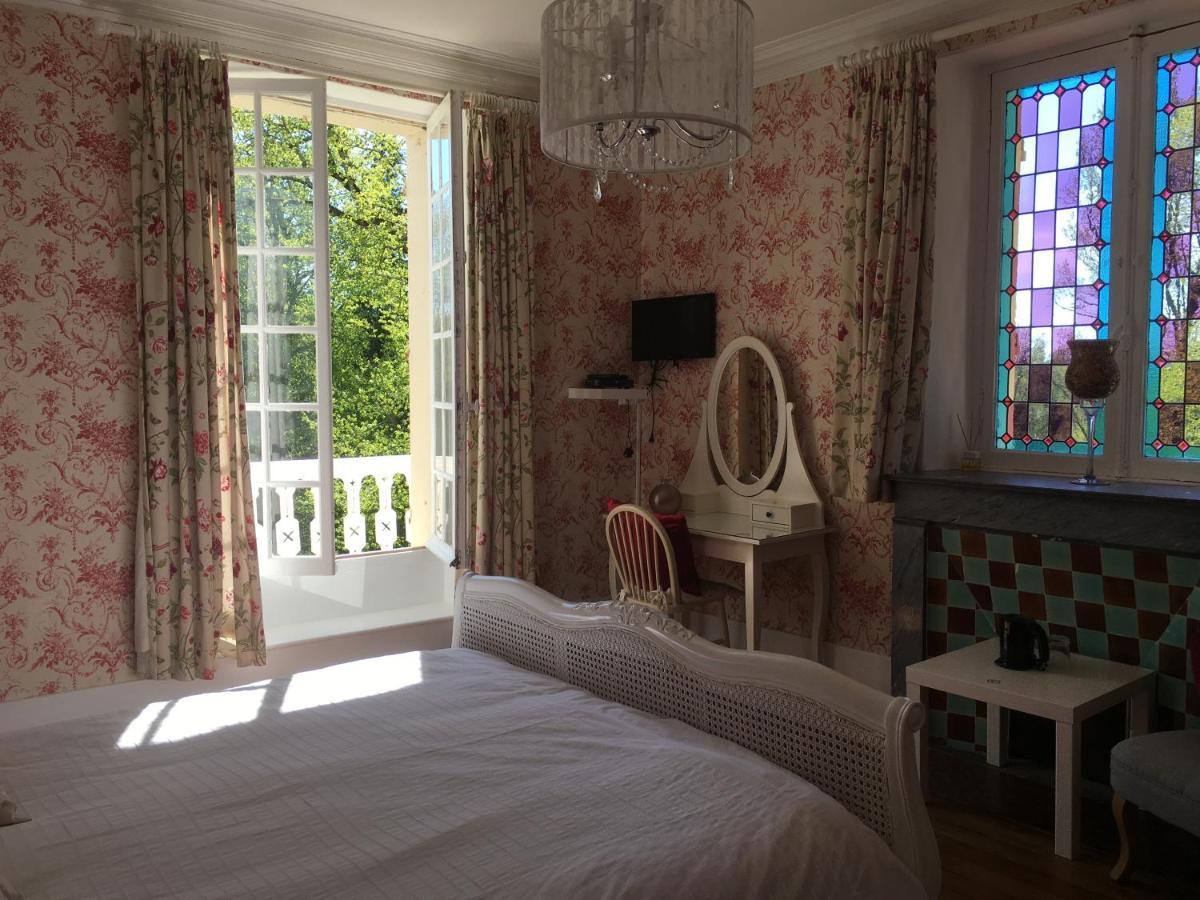 Bed and Breakfast Manoir De L'Epine Saint-Séverin Esterno foto