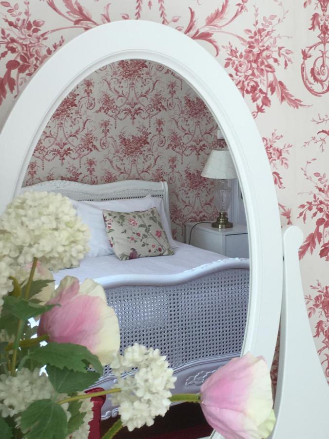 Bed and Breakfast Manoir De L'Epine Saint-Séverin Esterno foto