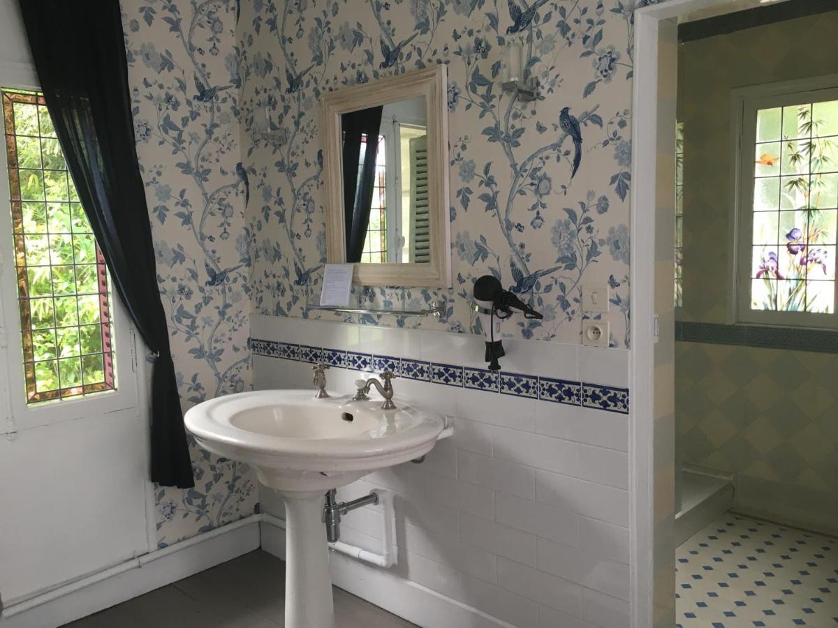 Bed and Breakfast Manoir De L'Epine Saint-Séverin Esterno foto